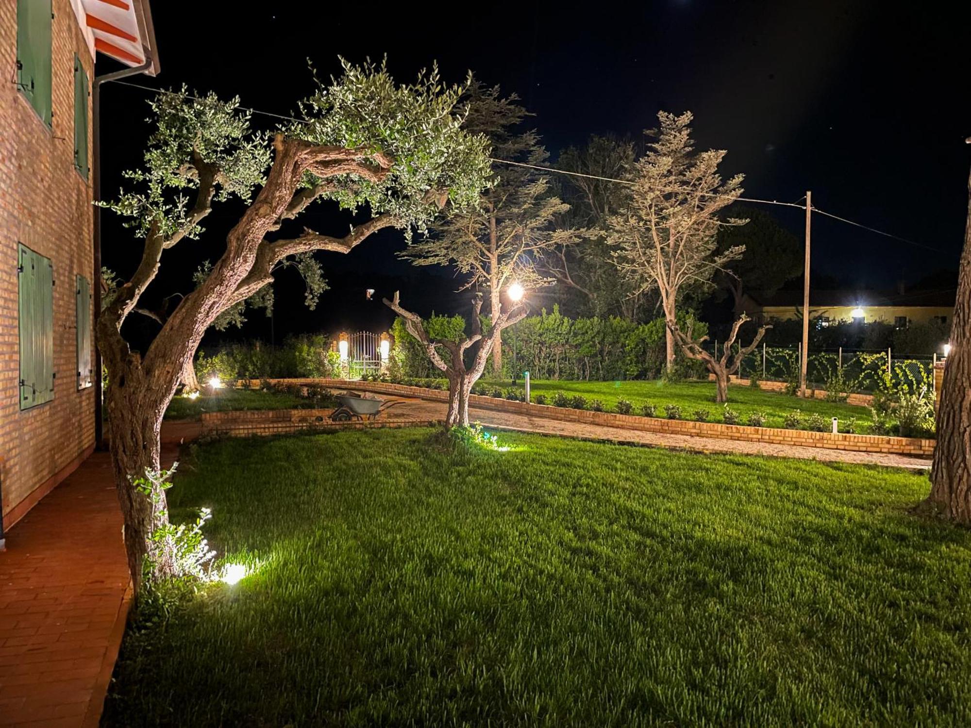 Villa Lucilla - B&B Rooms And Pool Potenza Picena Dış mekan fotoğraf